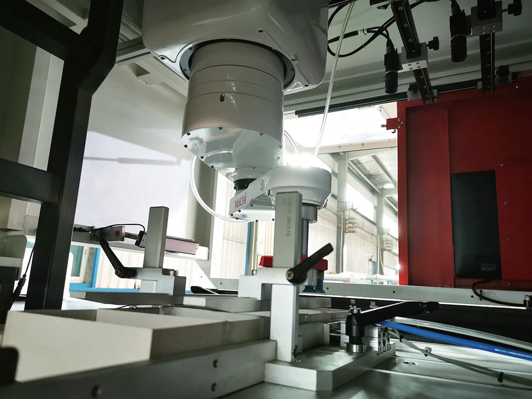 Máy chế tạo hộp cứng bằng giấy kết hợp với hệ thống điều khiển PLC cung cấp các giải pháp đóng gói và chế tạo hộp