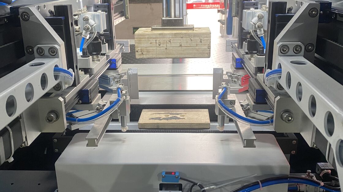 Nạp gấp đôi nạp gấp đôi hình thành cứng hộp làm máy tốc độ cao chính xác cao toàn bộ điều khiển servo