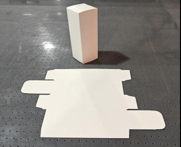 Máy cắt vật liệu linh hoạt phi kim loại LY-RK03-1113 không chết với độ dày cắt 50mm và độ chính xác ±0.05mm