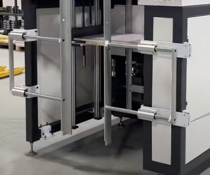 New Generation Fully Automatic Die Cutting Machine No Connection Point Only For Gray Board